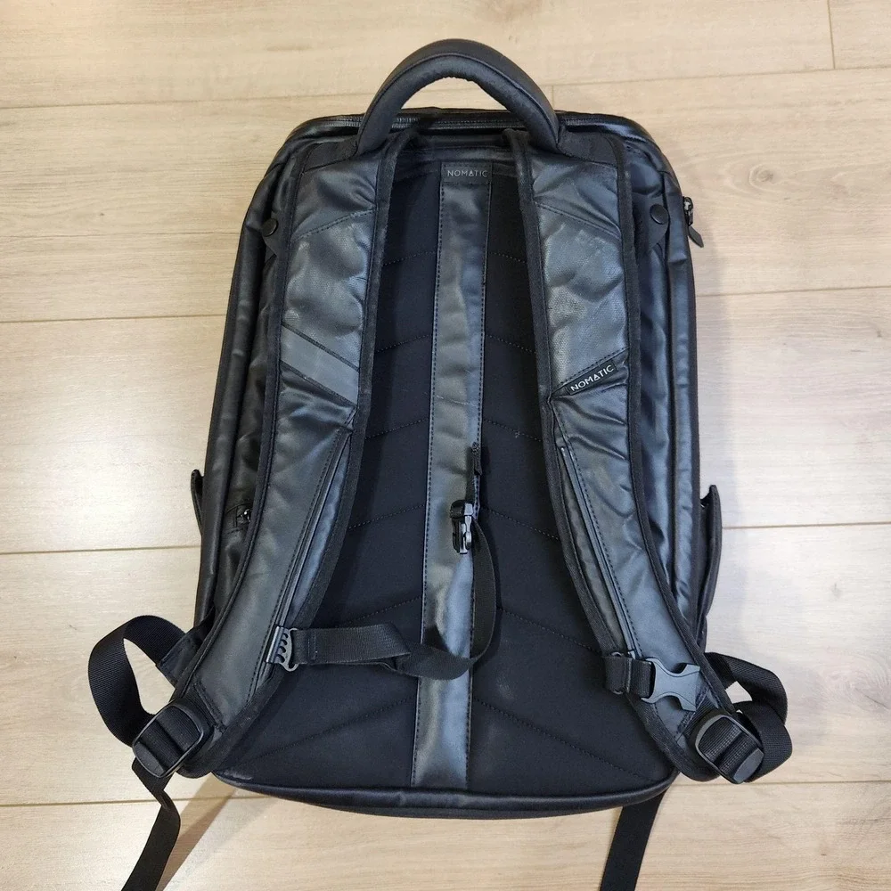 Nomatic Black Travel Laptop Backpack Bag Water Resistant PVC Mens Daypack